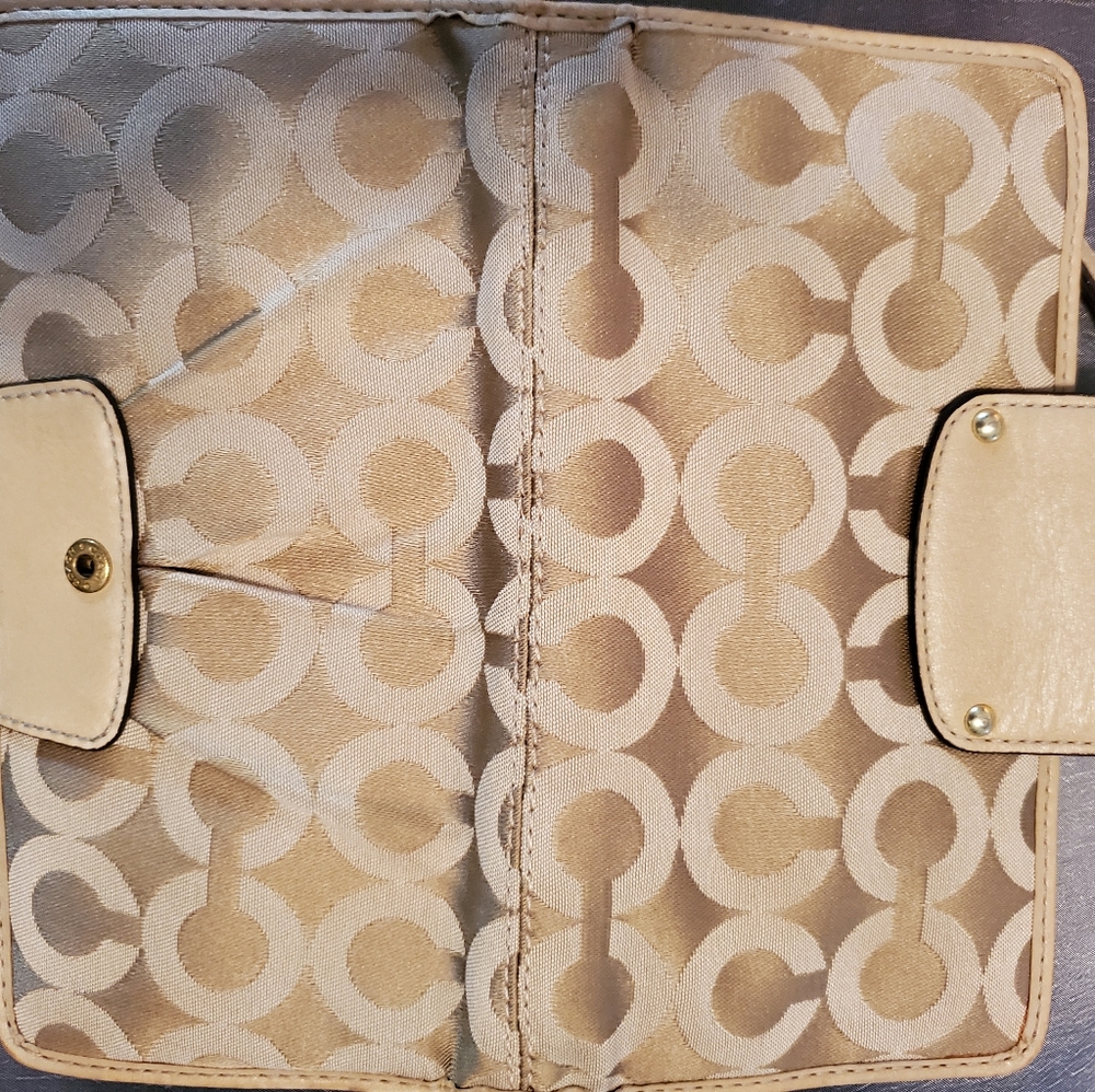 COACH 13583 Julianne Madison Op Art Tote - Picture 6 of 16
